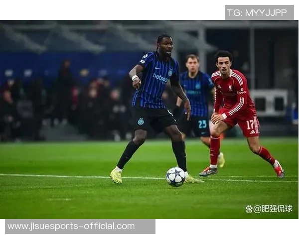 中超激战利物浦与国米握手言和绝杀瞬间引发争议判罚引热议