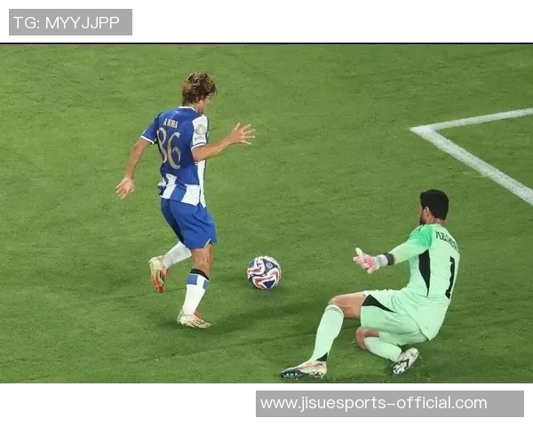 意甲焦点战那不勒斯与波尔图互交白卷全场气氛紧张点评分析引发热议