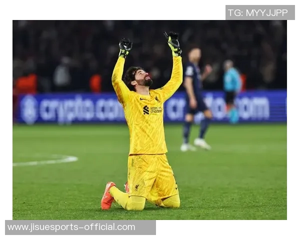 中超激战利物浦险胜本菲卡争议判罚引发全场热议