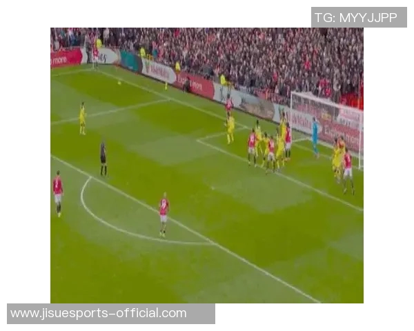 本菲卡大胜热刺五球狂潮红牌事件引发全场热议与争议