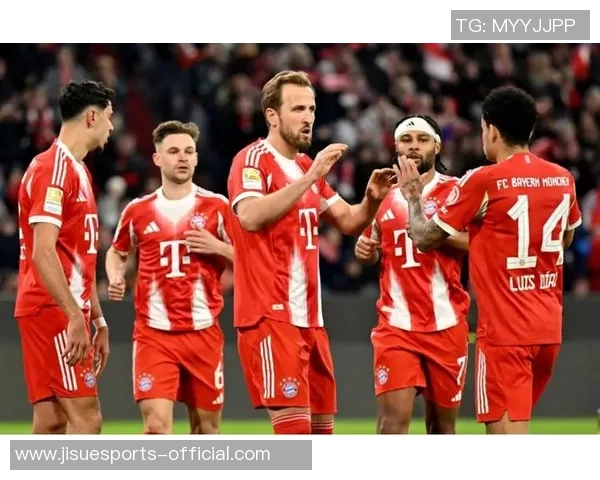 世界杯激战拜仁狂胜AC米兰红牌争议引发全场热议 世界杯激战拜仁狂胜AC米兰红牌争议引发全场热议