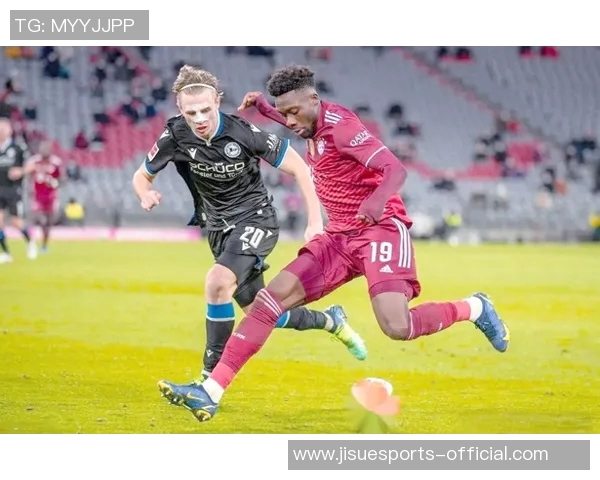 德甲赛场惊现冷门巴黎圣日耳曼与波尔图战平引发热议 德甲赛场惊现冷门巴黎圣日耳曼与波尔图战平引发热议