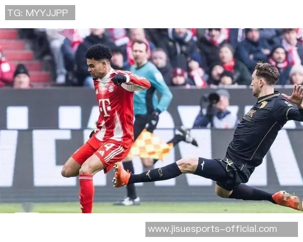 切尔西与拜仁友谊赛激战六球红牌风波引发全场热议