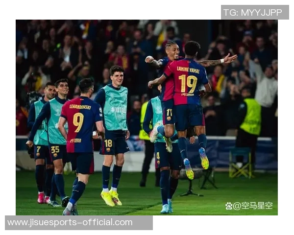 西甲精彩对决阿森纳逆转拜仁神扑瞬间引发全场狂欢与十大进球回顾 西甲精彩对决阿森纳逆转拜仁神扑瞬间引发全场狂欢与十大进球回顾